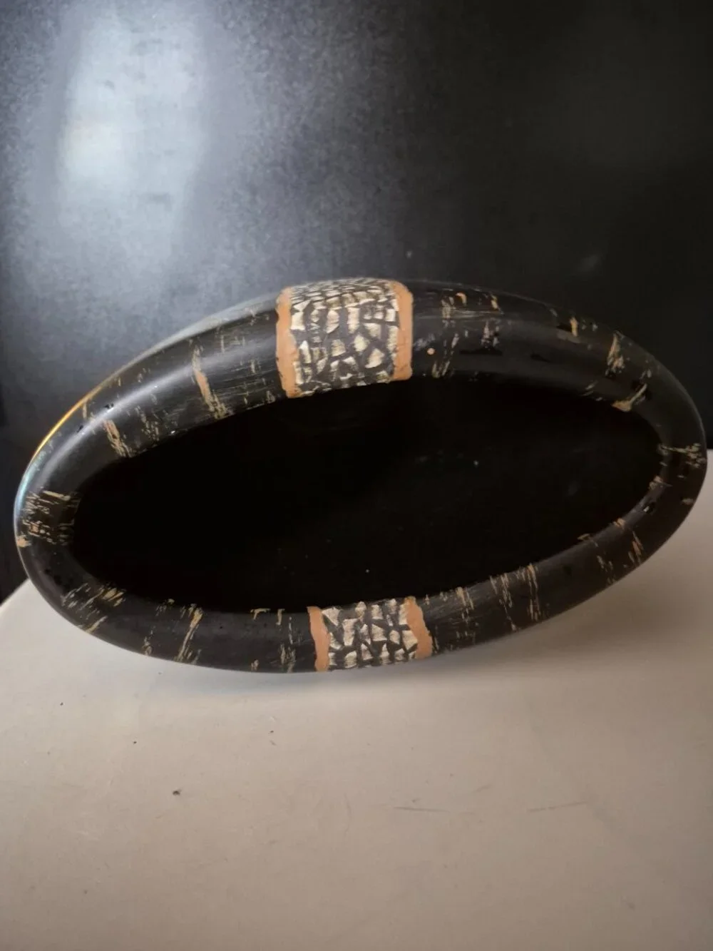 N/A decorative vase
